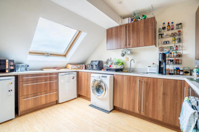 2 bed Apartment for sale Image 7