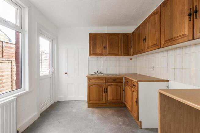 Dawlish Road, E10