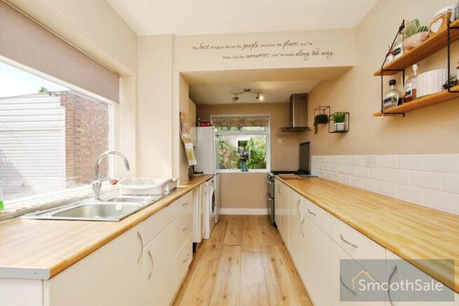 3 bed Semi-Detached for sale Image 10