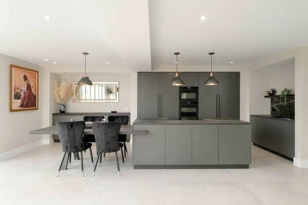 Living/Kitchen