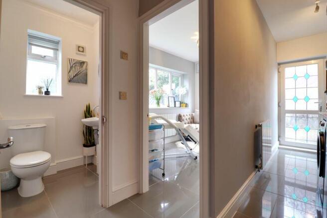 Utility, Office & Guest WC