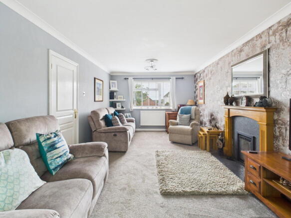 Hillview Rise, Park Road, Berry Hill photo 4