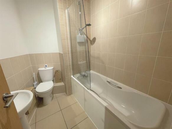 Bathroom/w.c.