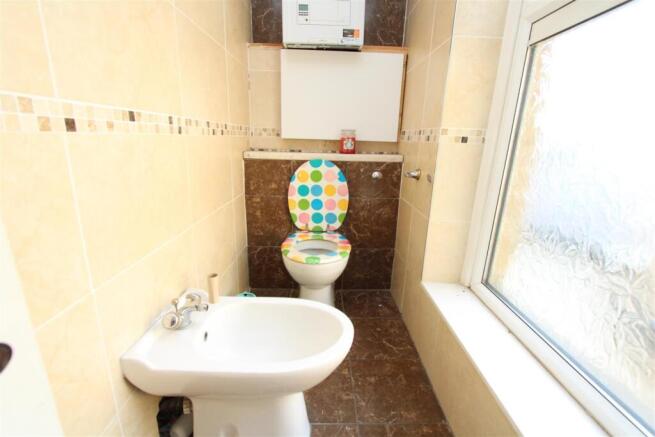 5 bed Terraced for sale Image 9