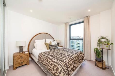 Hawthorne Crescent, Greenwich
