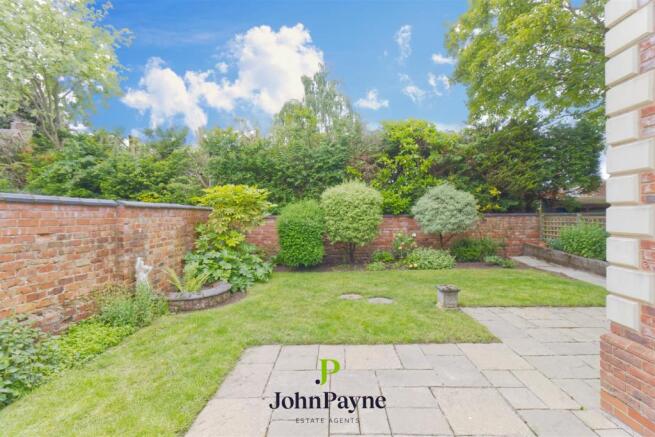 Mature Rear Garden