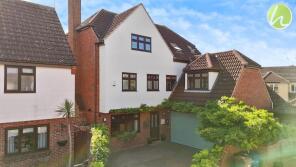 5, Magnolia Place, Stanford-le-hope SS17 8AT