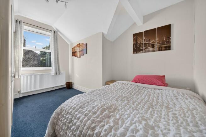 4 bed Detached for sale Image 5