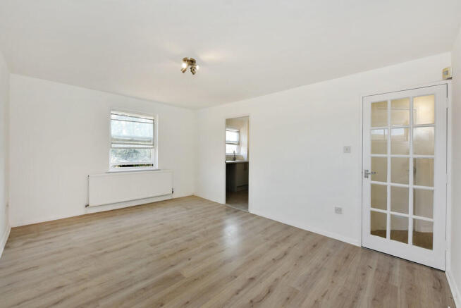 66 Edmestone Clos...