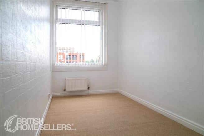 3 bed Terraced for sale Image 8