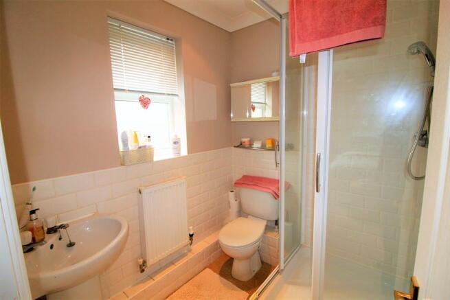 En-suite shower room 