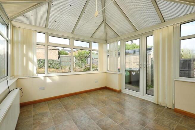 2 bed Bungalow for sale Image 10
