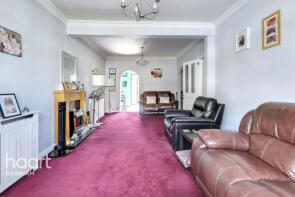 15, Dunmow Drive, Rainham RM13 7UD