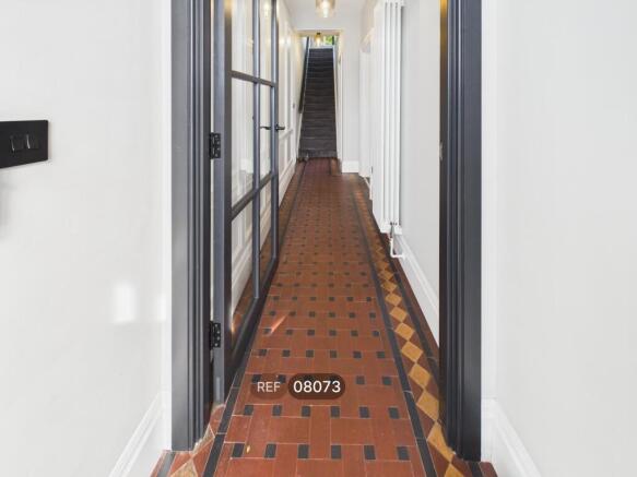 3 bed Detached to rent Image 6