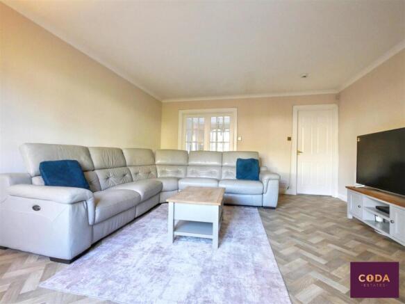 Glazert Park Drive, Lennoxtown photo 4
