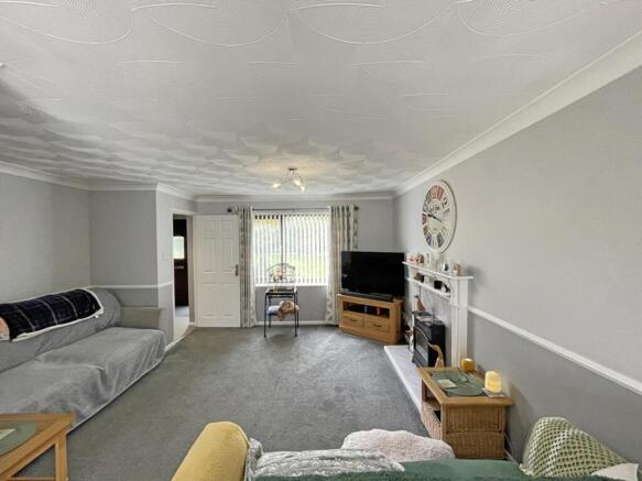 Church Park Road 26 Lounge Front.jpg