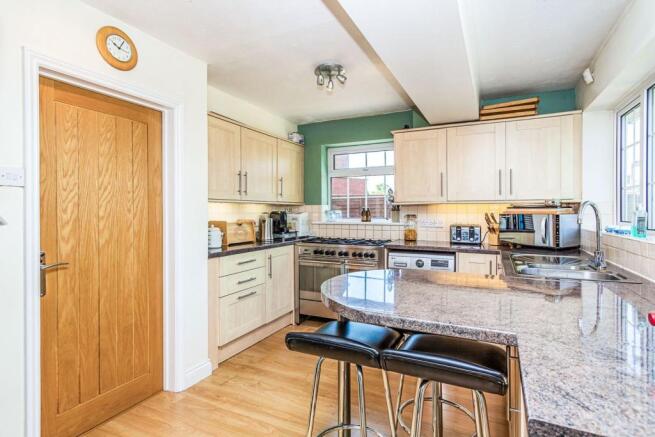 Kitchen/Breakfast