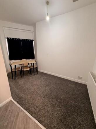5 bed End of Terrace to rent Image 9