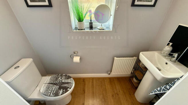 3 bed Detached for sale Image 12