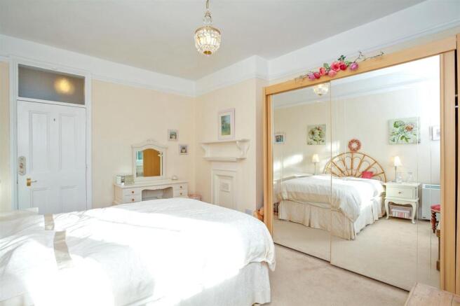 Bedroom 3.jpg