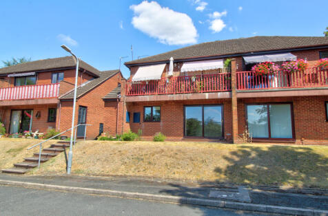 St. Andrews Green, Kidderminster, DY10
