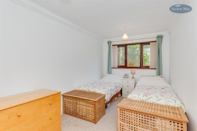 2 bed Apartment for sale Image 12