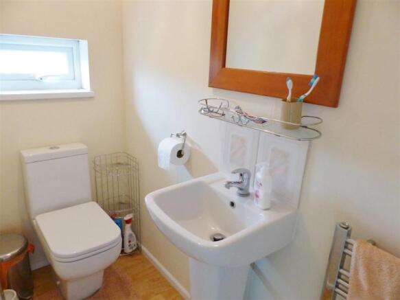 SEPARATE WC