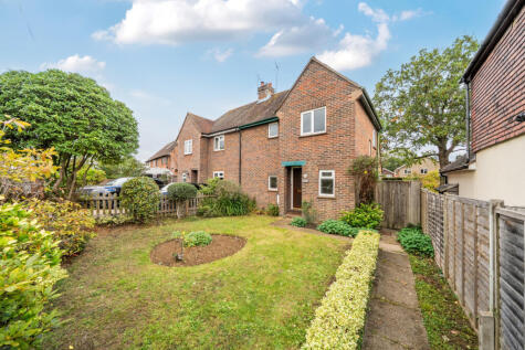 The Drive, Cranleigh, GU6