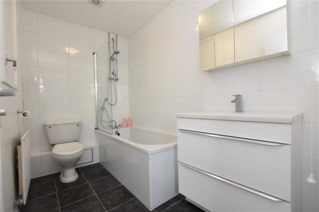 2 bed Semi-Detached for sale Image 10