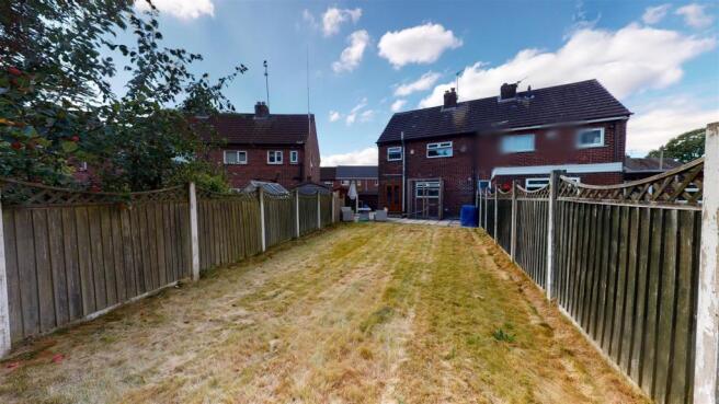 Holly Crescent External