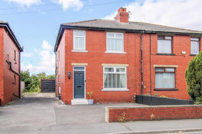 2 bed Semi-Detached for sale in ossett