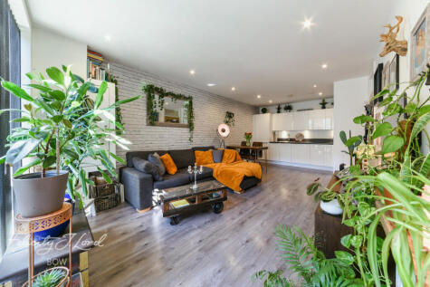 Barry Blandford Way, London, E3