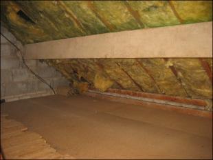 Large Under Eaves Area