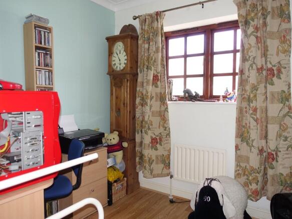 Photo 12