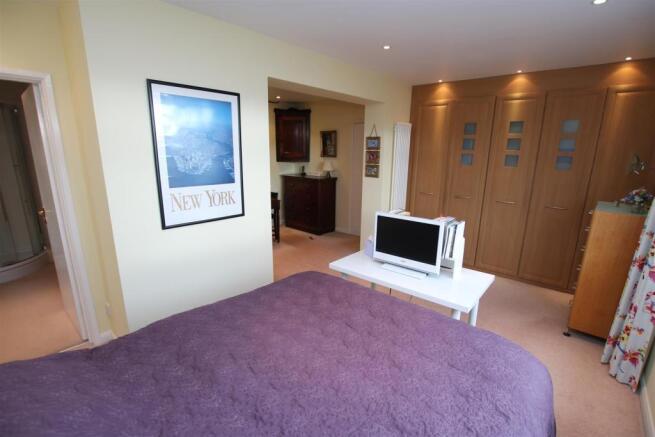 Bedroom 1a.JPG