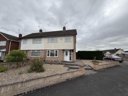 Gloucester Crescent, Wigston, LE18