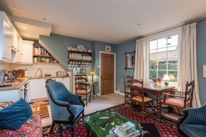 3 bed Terraced for sale Image 6