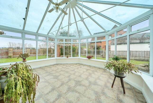 1438018-14-69cbda...