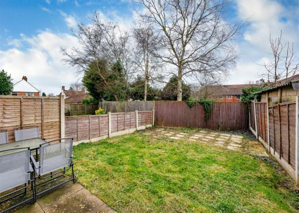 48 Abney Avenue-garden.jpg