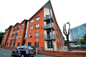31, Loxford Street, Manchester M15 6GH