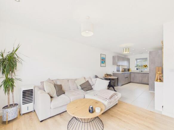 3 bed Terraced for sale Image 7