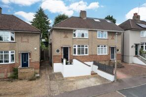 13, Corner Hall Avenue, Hemel Hempstead HP3 9EE