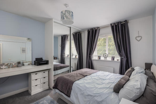 4 bed Detached for sale Image 12