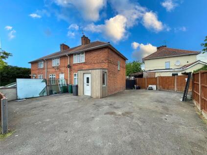 Cressingham Road, Edgware, HA8
