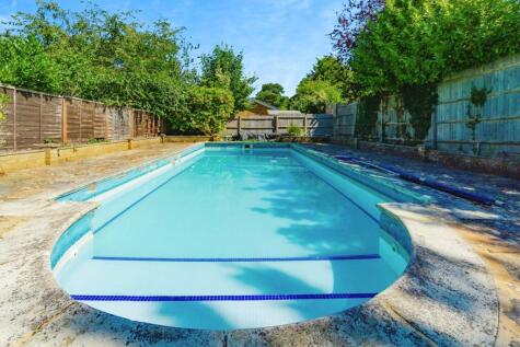 Limpsfield Road, Warlingham, Surrey, CR6