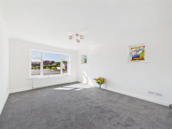 2 bed Detached Bungalow for sale Image 4