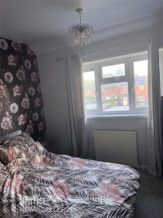 2 bed Semi-Detached for sale Image 8