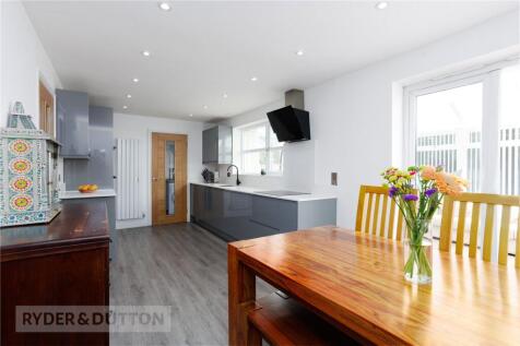 Hurst Hill Crescent, Ashton-under-Lyne, Greater Manchester, OL6