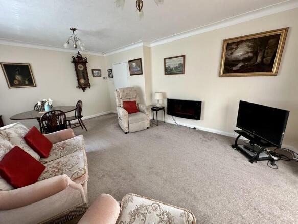 3 bed Detached Bungalow for sale Image 6