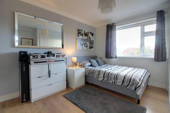 Bedroom 2 (Double)